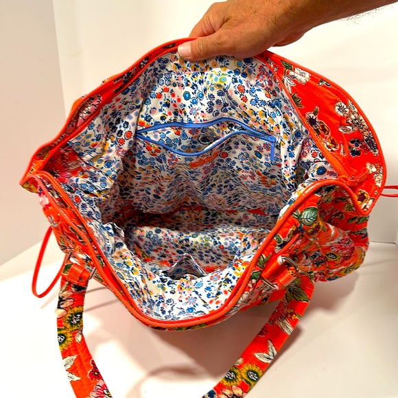 Vera Bradley Overnight Bag - Picture 4 of 4